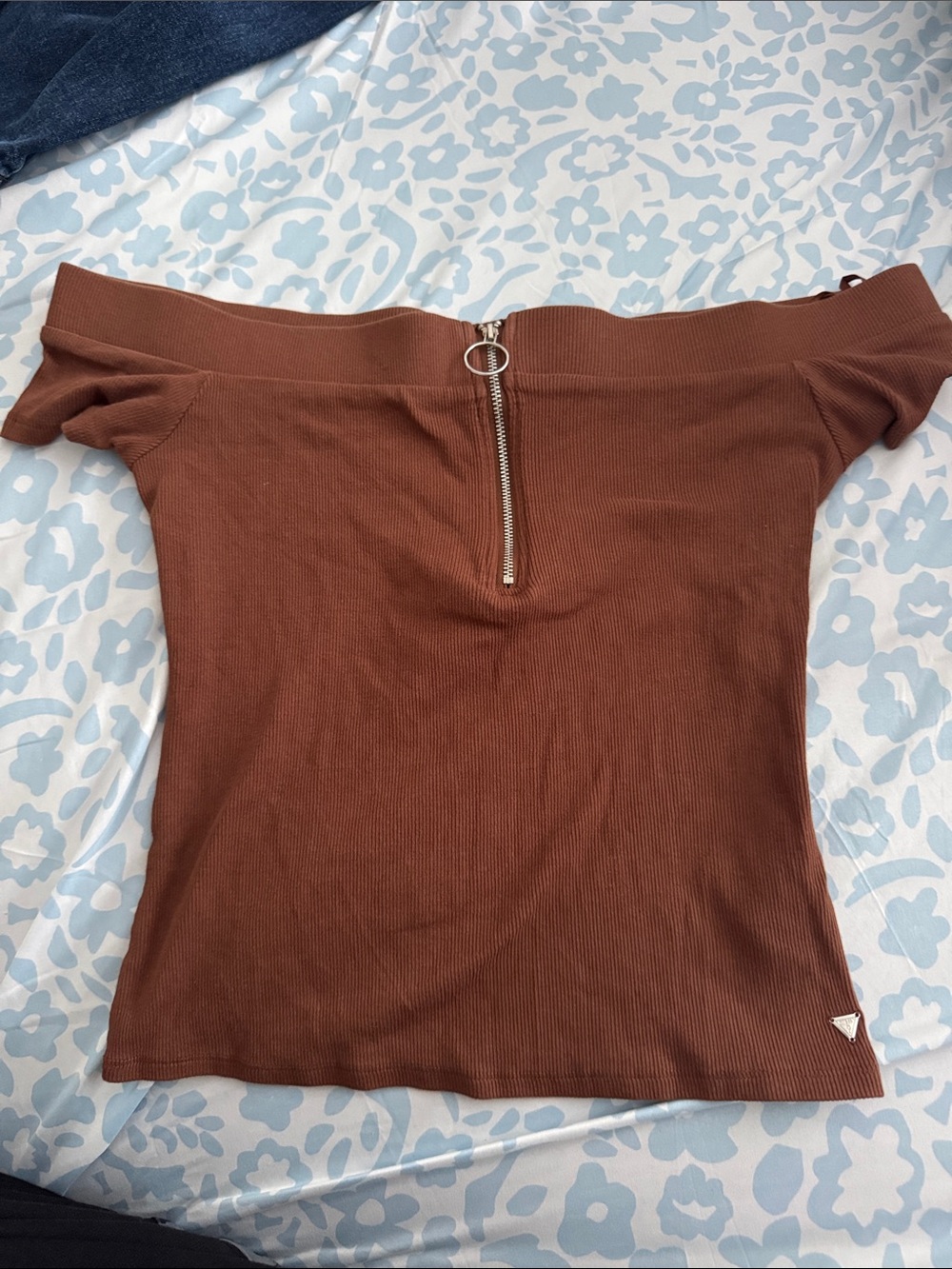 Guess Brown Off-Shoulder Ribbed Camisole with Front Zip
